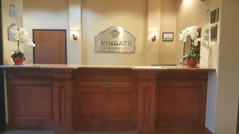 Wingate By Wyndham Houston Bush Intercontinental Airport Hotel Exterior photo